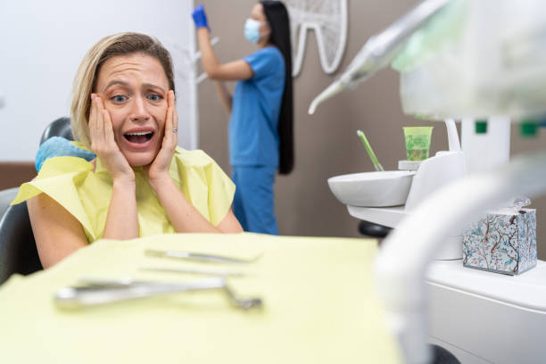 Best Tooth Infection Emergency Dentist  in Fontana, CA